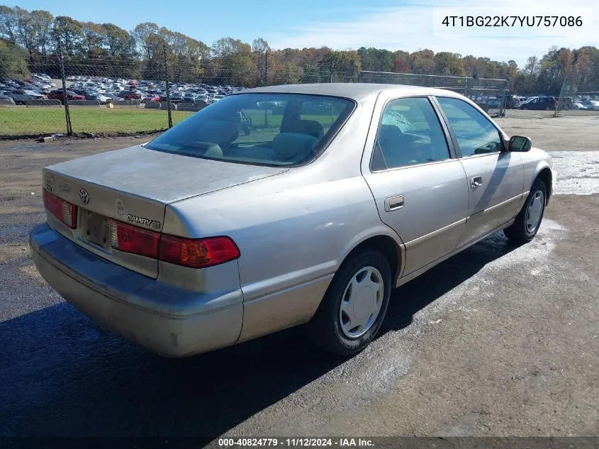 2000 Toyota Camry Ce VIN: 4T1BG22K7YU757086 Lot: 40824779