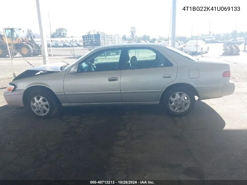 2001 Toyota Camry Le VIN: 4T1BG22K41U069133 Lot: 40713213