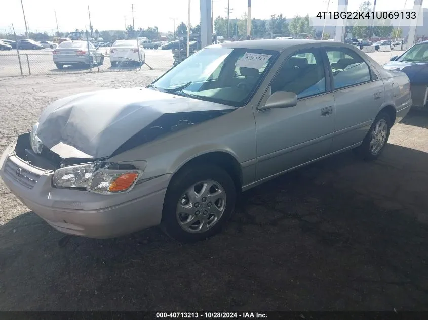 2001 Toyota Camry Le VIN: 4T1BG22K41U069133 Lot: 40713213