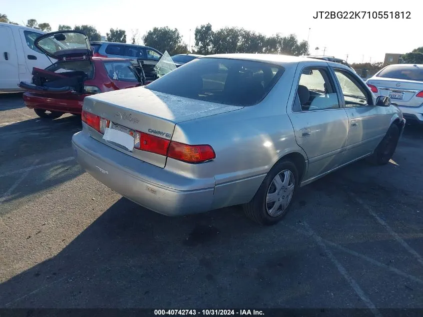 2001 Toyota Camry Le VIN: JT2BG22K710551812 Lot: 40742743