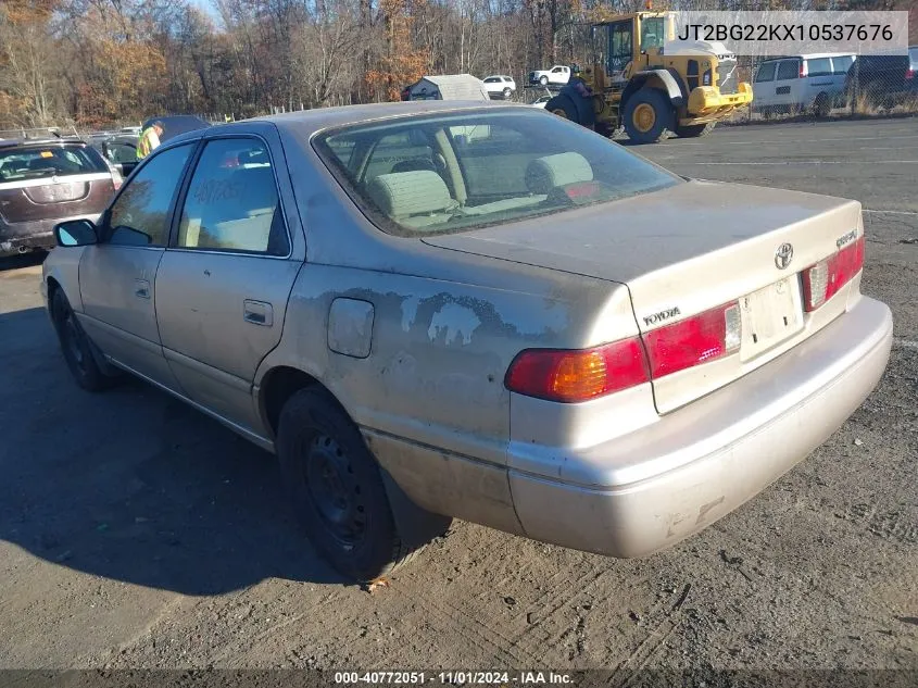 2001 Toyota Camry Le VIN: JT2BG22KX10537676 Lot: 40772051