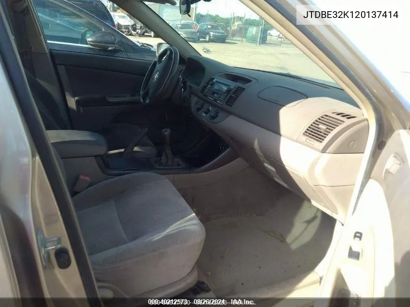 JTDBE32K120137414 2002 Toyota Camry Le