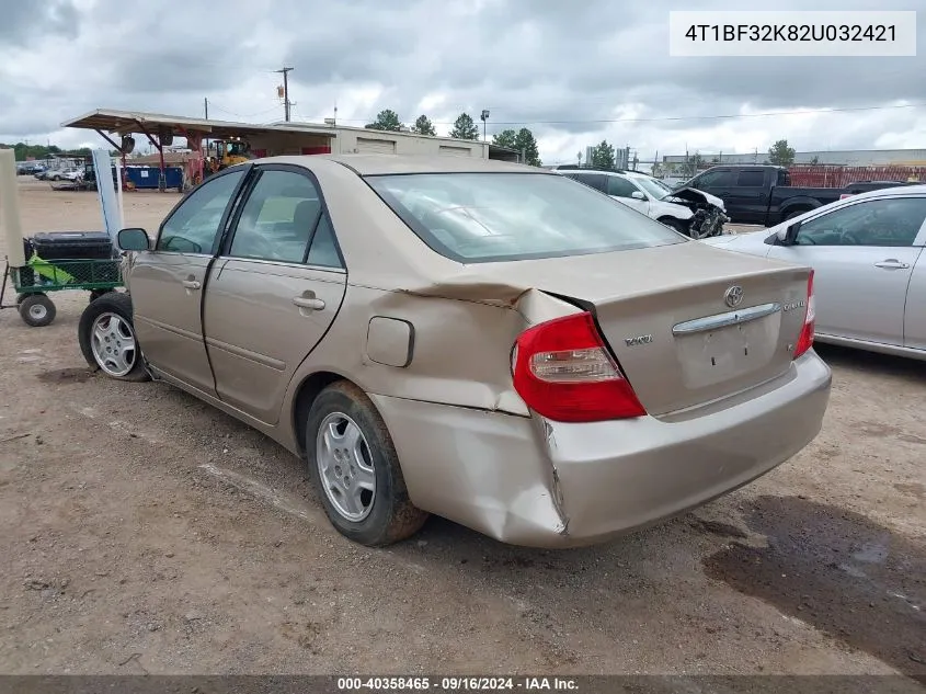 2002 Toyota Camry Le VIN: 4T1BF32K82U032421 Lot: 40358465