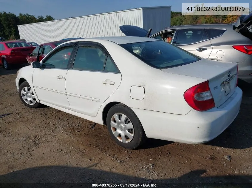 2002 Toyota Camry Le VIN: 4T1BE32K82U032079 Lot: 40370255