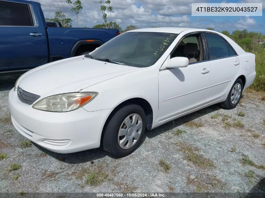 4T1BE32K92U043527 2002 Toyota Camry Le/Xle/Se