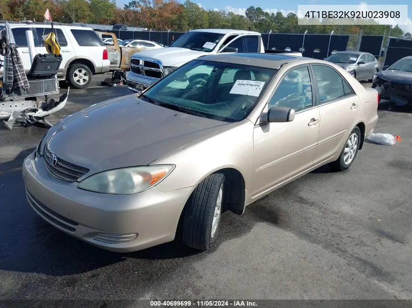 2002 Toyota Camry Xle VIN: 4T1BE32K92U023908 Lot: 40699699