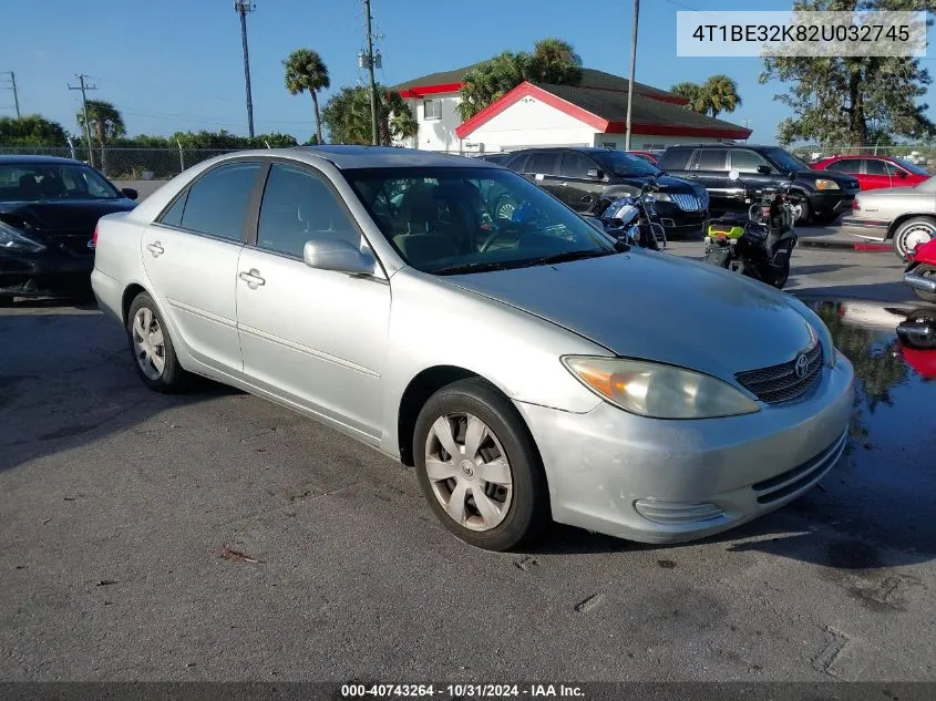 2002 Toyota Camry Xle VIN: 4T1BE32K82U032745 Lot: 40743264