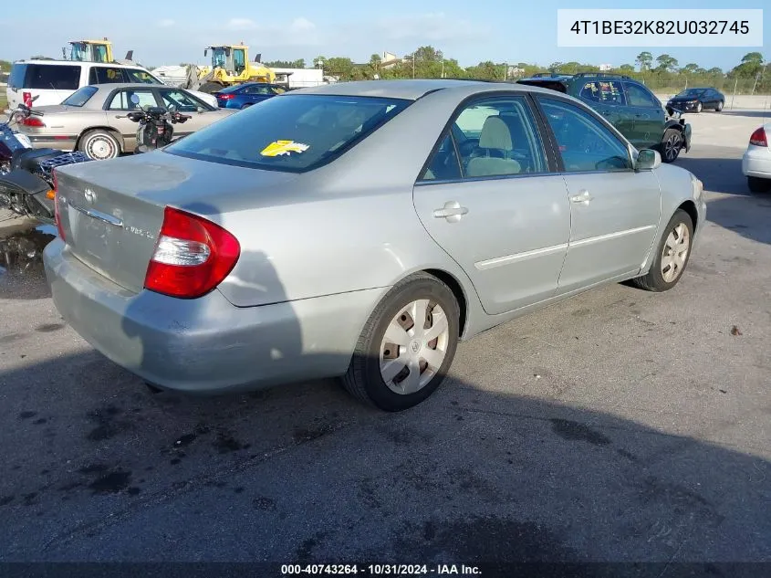 2002 Toyota Camry Xle VIN: 4T1BE32K82U032745 Lot: 40743264