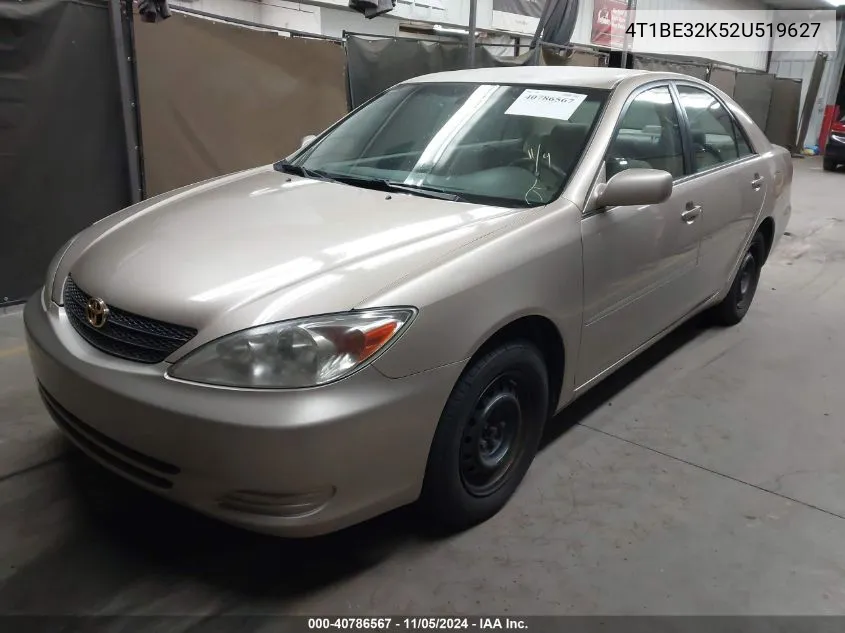 2002 Toyota Camry Le VIN: 4T1BE32K52U519627 Lot: 40786567