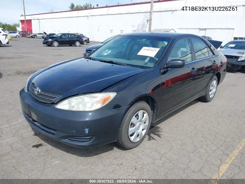 2003 Toyota Camry Le VIN: 4T1BE32K13U226261 Lot: 40725470