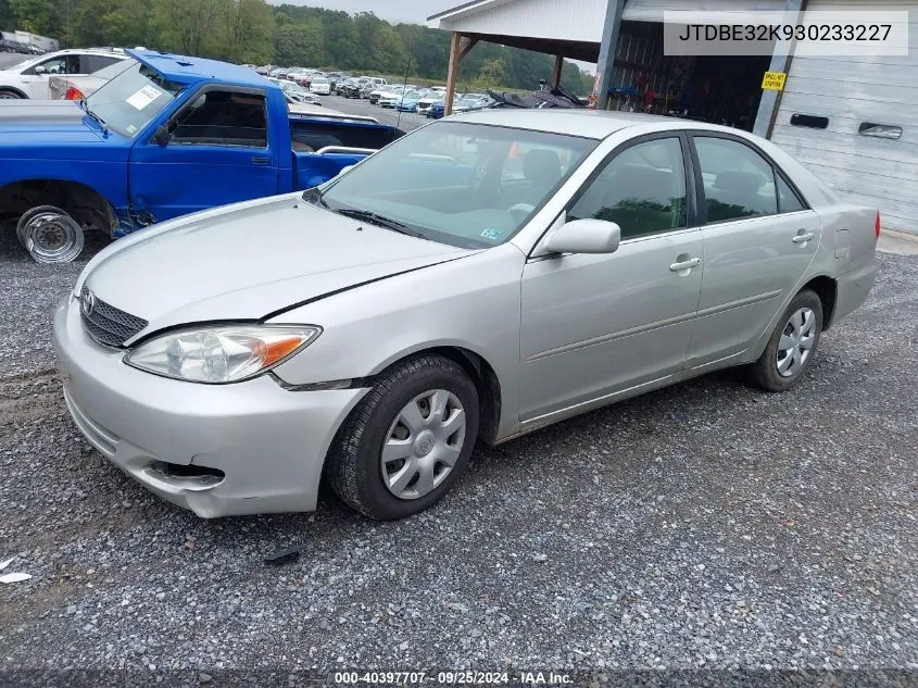 2003 Toyota Camry Le VIN: JTDBE32K930233227 Lot: 40397707