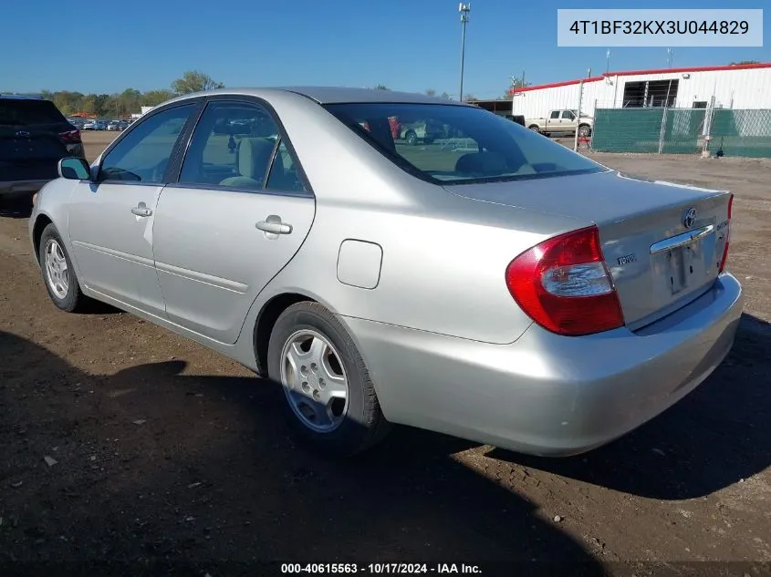 2003 Toyota Camry Le V6 VIN: 4T1BF32KX3U044829 Lot: 40615563