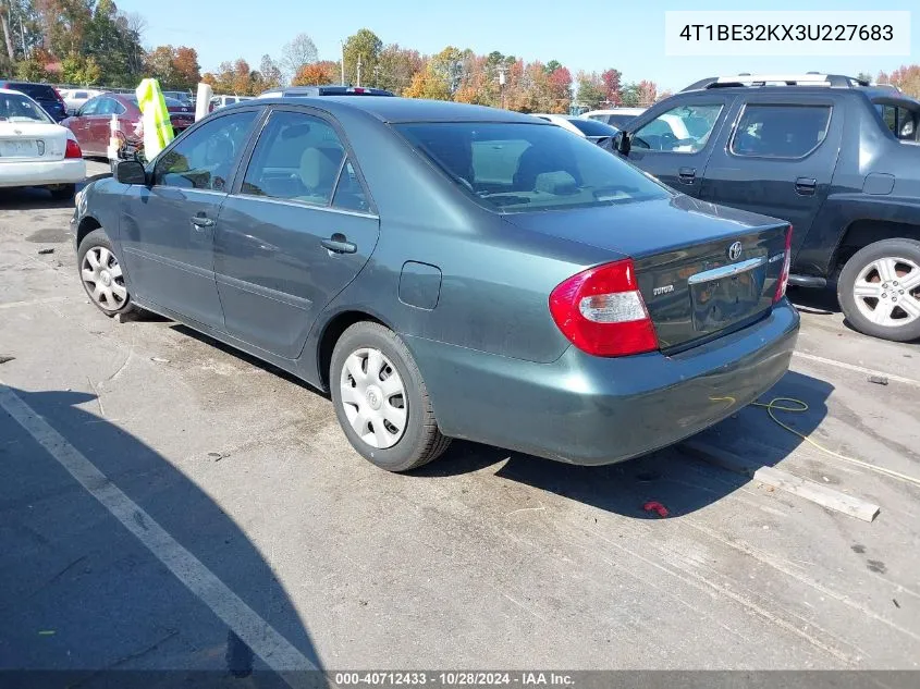 2003 Toyota Camry Le VIN: 4T1BE32KX3U227683 Lot: 40712433