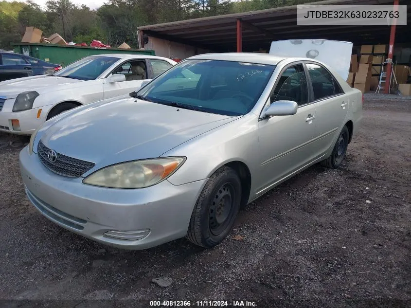 2003 Toyota Camry Le VIN: JTDBE32K630232763 Lot: 40812366