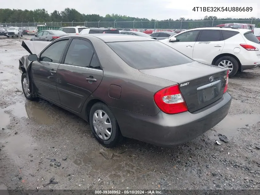 2004 Toyota Camry Le VIN: 4T1BE32K54U886689 Lot: 39388952