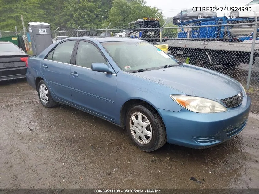 2004 Toyota Camry Le VIN: 4T1BE32K74U924990 Lot: 39531109