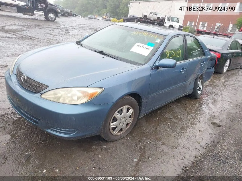 2004 Toyota Camry Le VIN: 4T1BE32K74U924990 Lot: 39531109