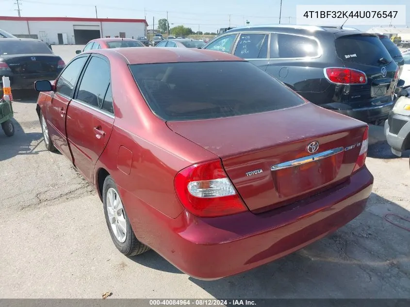 2004 Toyota Camry Le V6 VIN: 4T1BF32K44U076547 Lot: 40084964