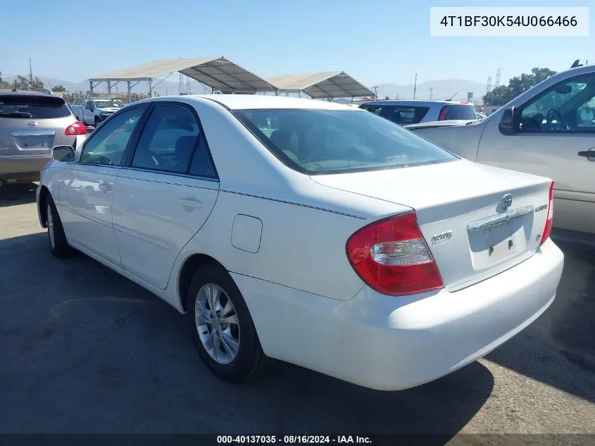 2004 Toyota Camry Le V6 VIN: 4T1BF30K54U066466 Lot: 40137035