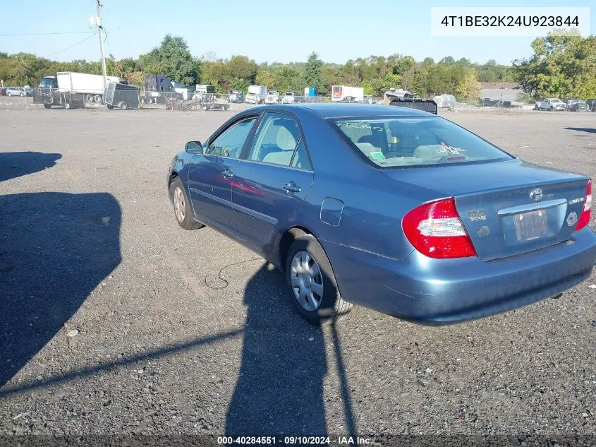 2004 Toyota Camry Le VIN: 4T1BE32K24U923844 Lot: 40284551