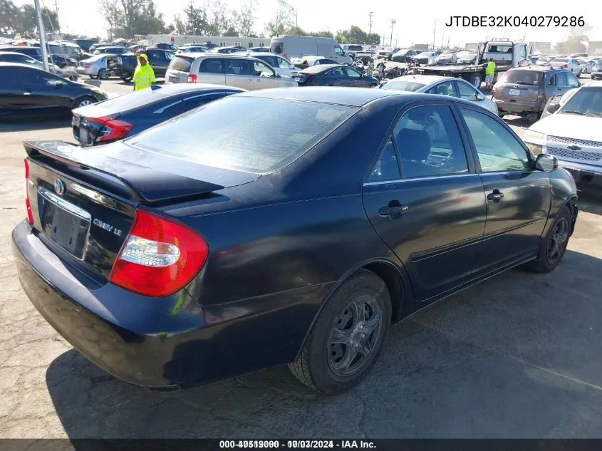 2004 Toyota Camry Le VIN: JTDBE32K040279286 Lot: 40519090