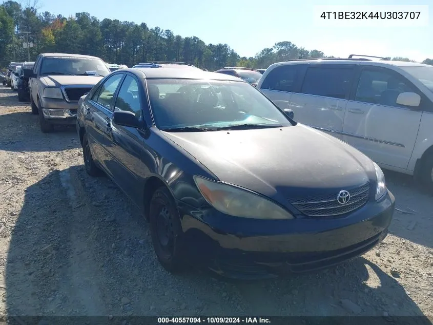 2004 Toyota Camry Le VIN: 4T1BE32K44U303707 Lot: 40557094