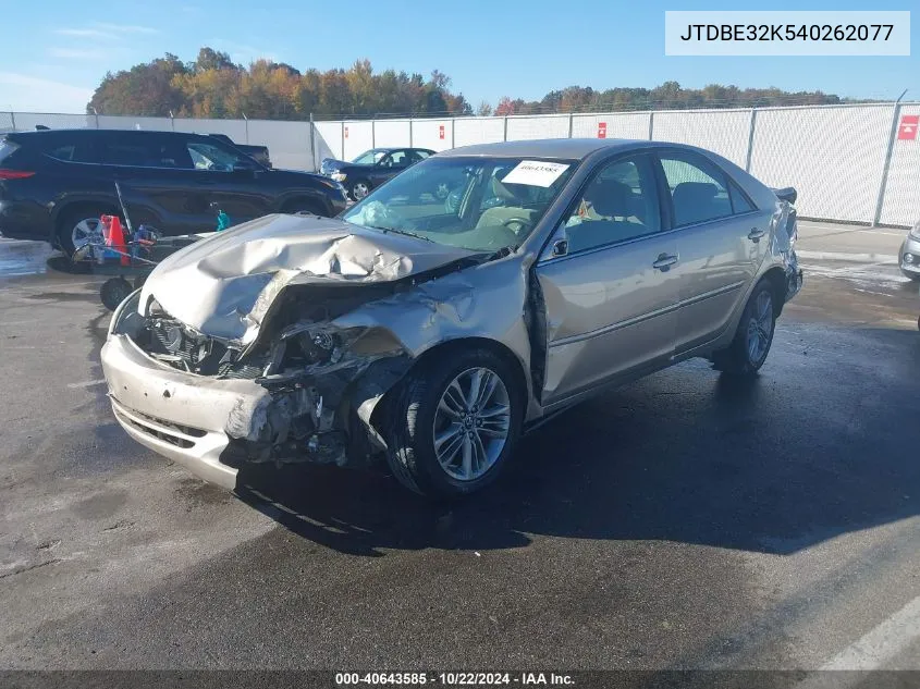 2004 Toyota Camry Le VIN: JTDBE32K540262077 Lot: 40643585