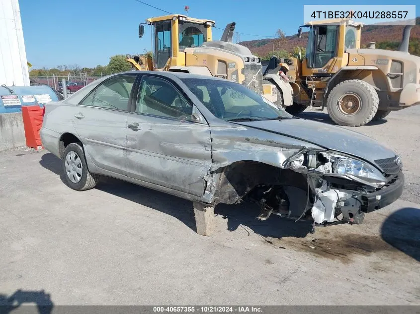 2004 Toyota Camry Le VIN: 4T1BE32K04U288557 Lot: 40657355