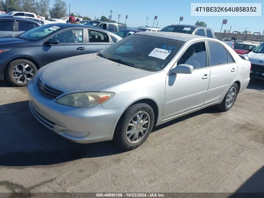 2004 Toyota Camry Le VIN: 4T1BE32K64U858352 Lot: 40690106