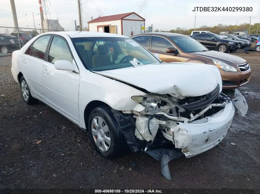 2004 Toyota Camry Le/Xle VIN: JTDBE32K440299380 Lot: 40698189