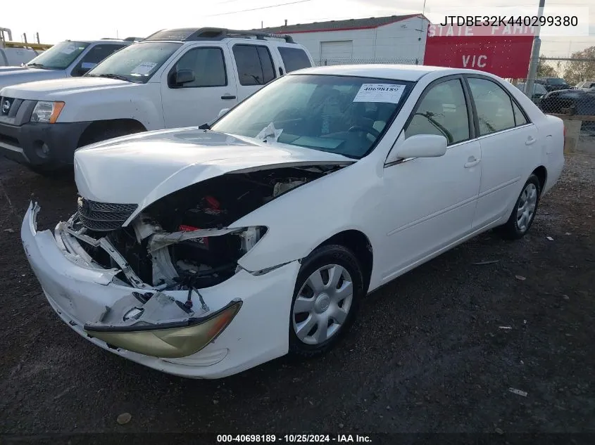 2004 Toyota Camry Le/Xle VIN: JTDBE32K440299380 Lot: 40698189