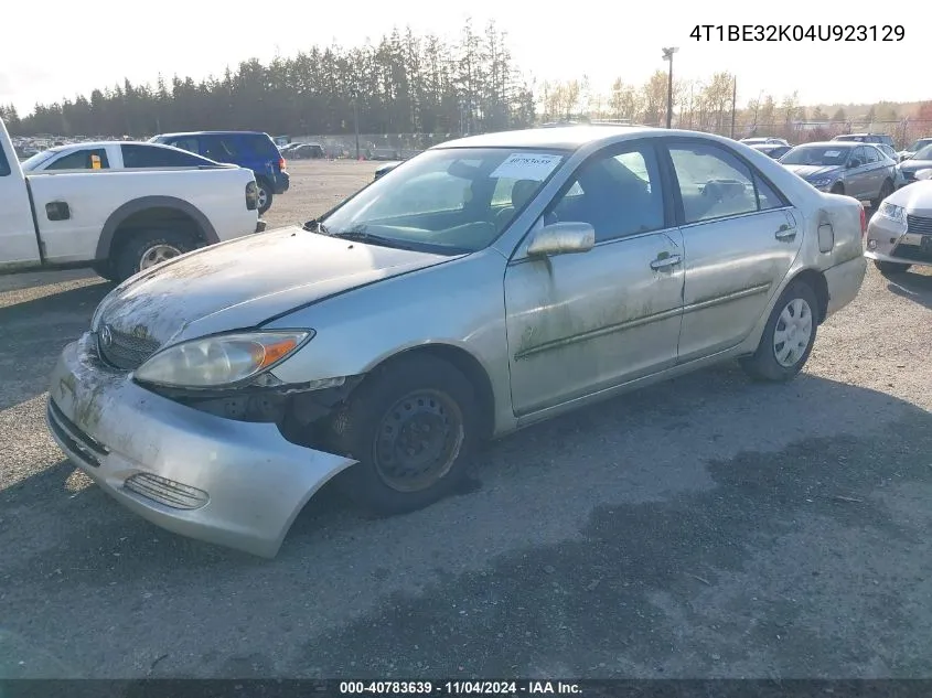 2004 Toyota Camry Le VIN: 4T1BE32K04U923129 Lot: 40783639