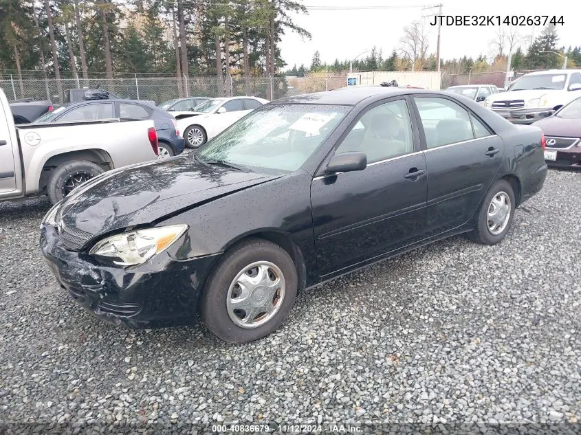 2004 Toyota Camry Le VIN: JTDBE32K140263744 Lot: 40836679