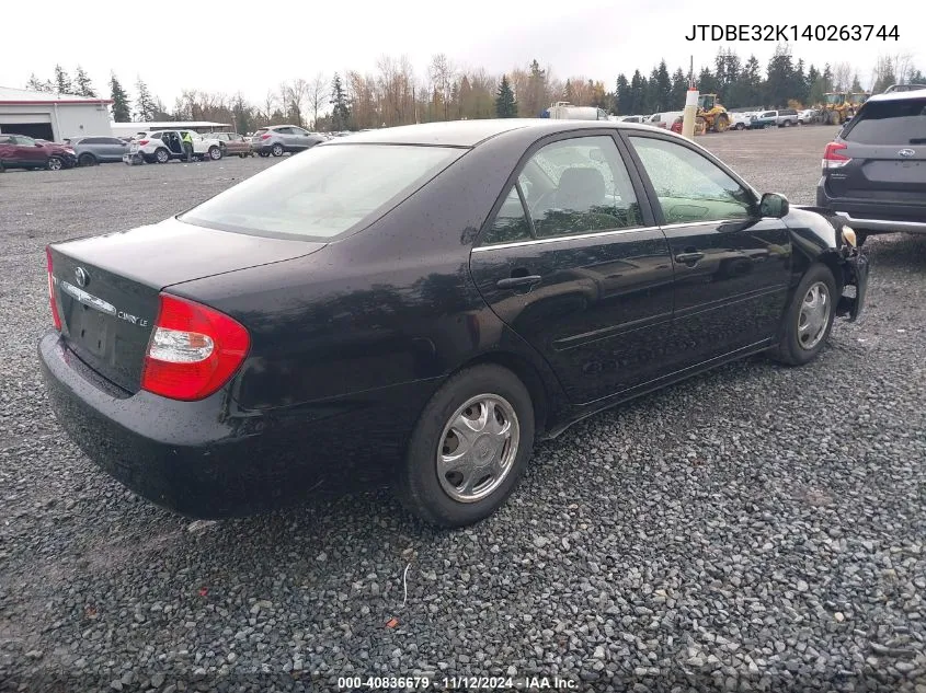 2004 Toyota Camry Le VIN: JTDBE32K140263744 Lot: 40836679