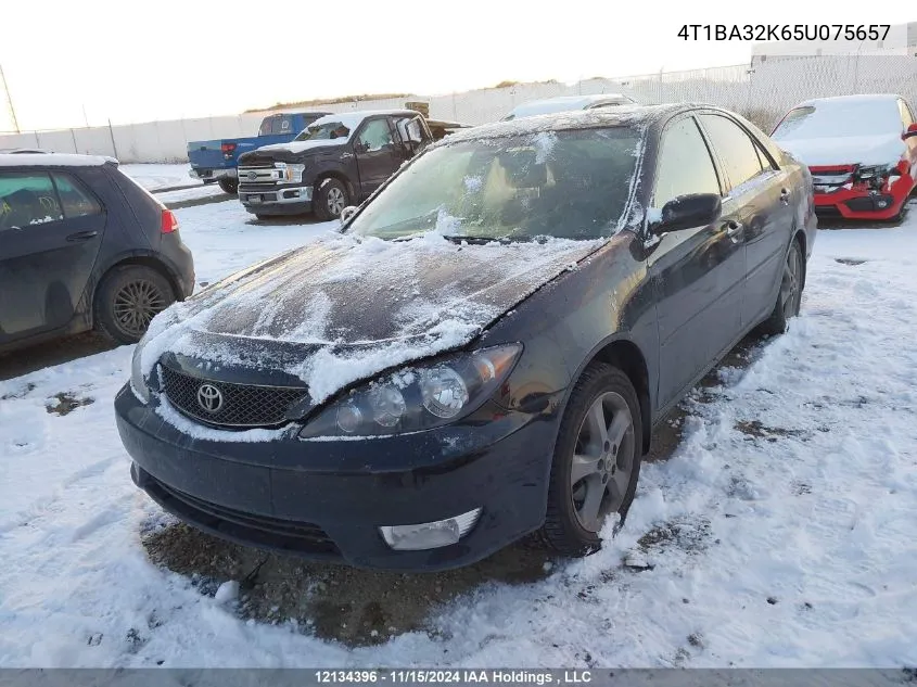 2005 Toyota Camry Se VIN: 4T1BA32K65U075657 Lot: 12134396