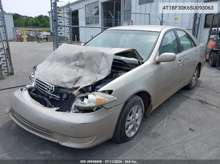 4T1BF30K65U093063 2005 Toyota Camry Le V6