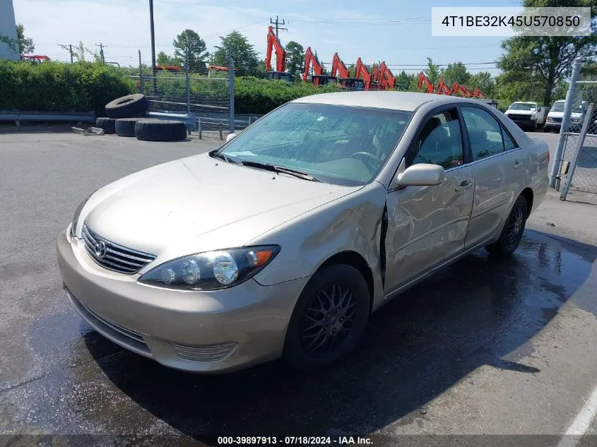 2005 Toyota Camry Le VIN: 4T1BE32K45U570850 Lot: 39897913