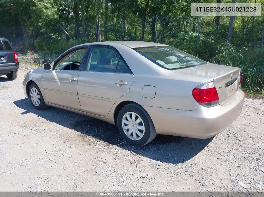 4T1BE32K45U021228 2005 Toyota Camry Le