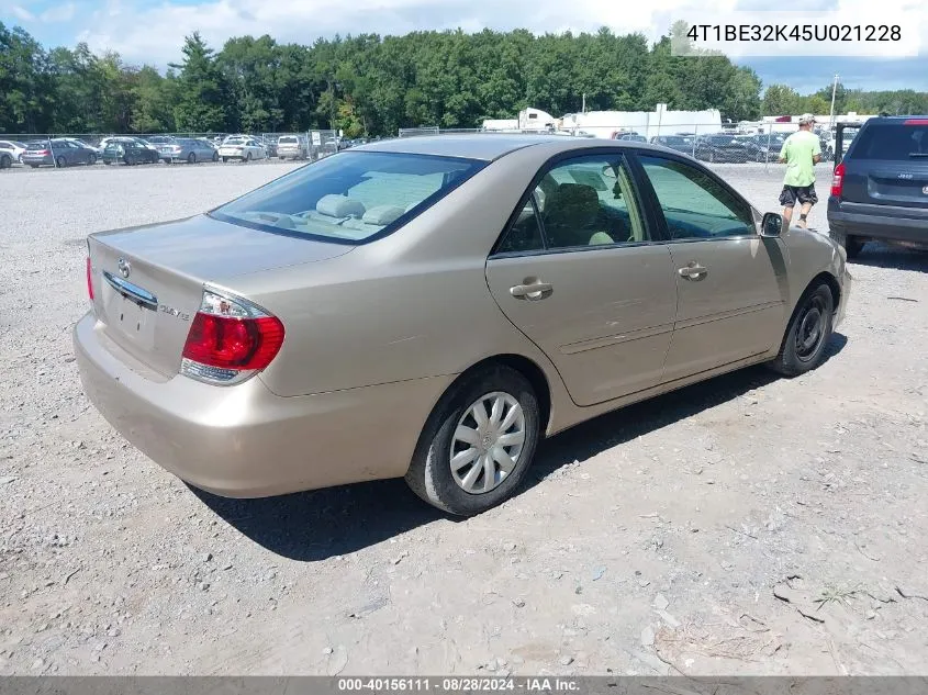 4T1BE32K45U021228 2005 Toyota Camry Le