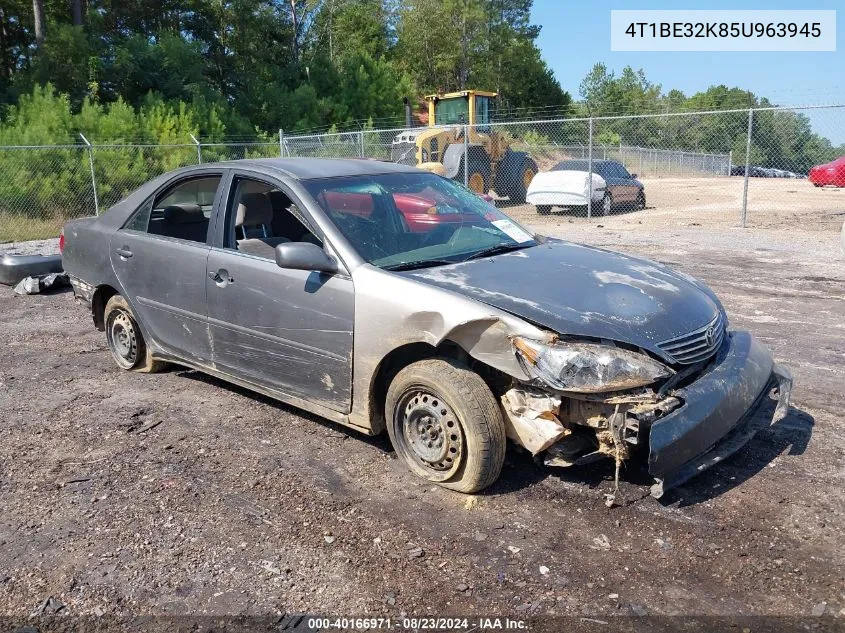 2005 Toyota Camry Le VIN: 4T1BE32K85U963945 Lot: 40166971