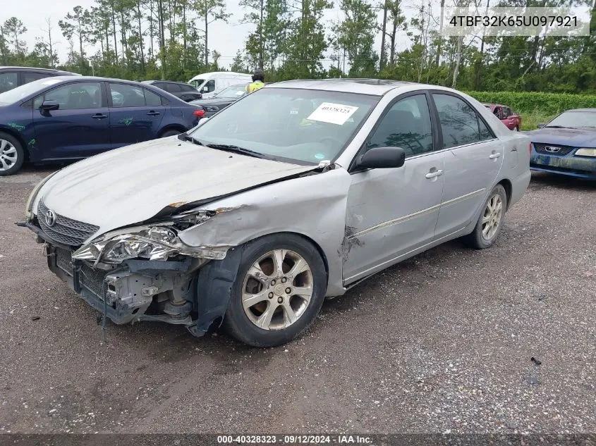 2005 Toyota Camry VIN: 4TBF32K65U097921 Lot: 40328323