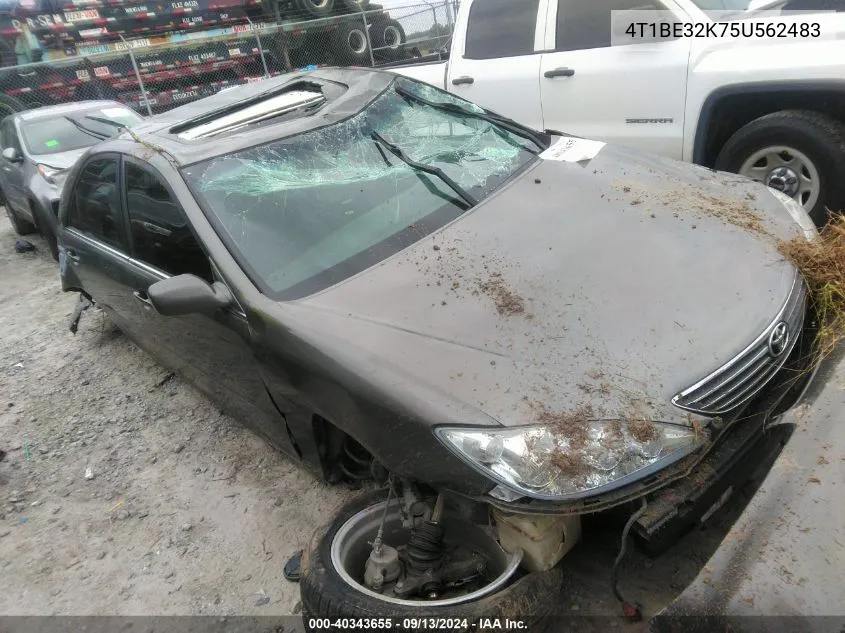 2005 Toyota Camry Se VIN: 4T1BE32K75U562483 Lot: 40343655