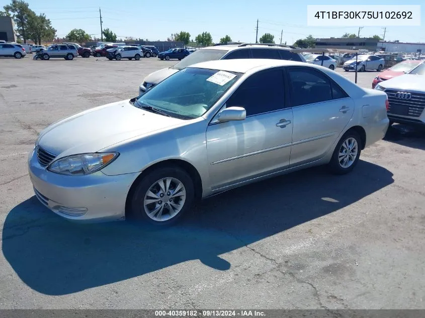 2005 Toyota Camry Le V6 VIN: 4T1BF30K75U102692 Lot: 40359182