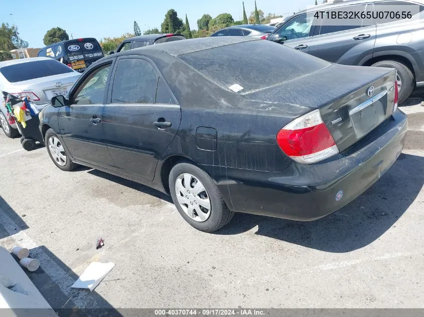 2005 Toyota Camry Le VIN: 4T1BE32K65U070656 Lot: 40370744