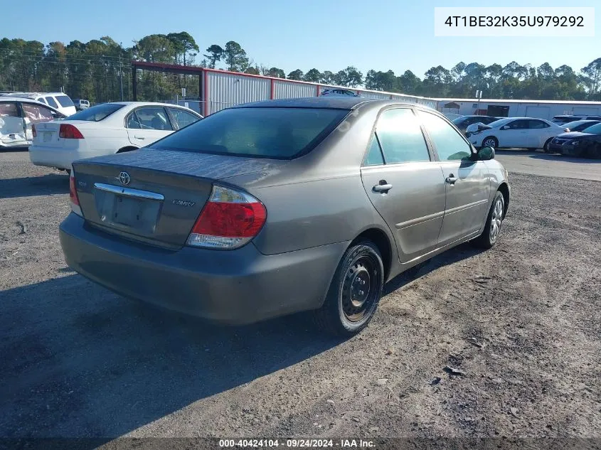 2005 Toyota Camry Std VIN: 4T1BE32K35U979292 Lot: 40424104