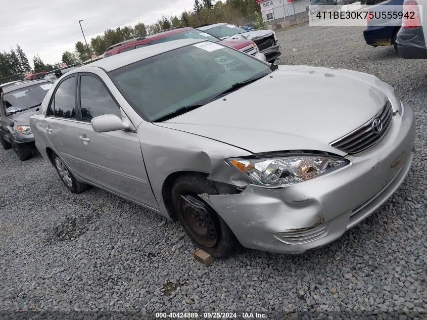 2005 Toyota Camry Le VIN: 4T1BE30K75U555942 Lot: 40424889