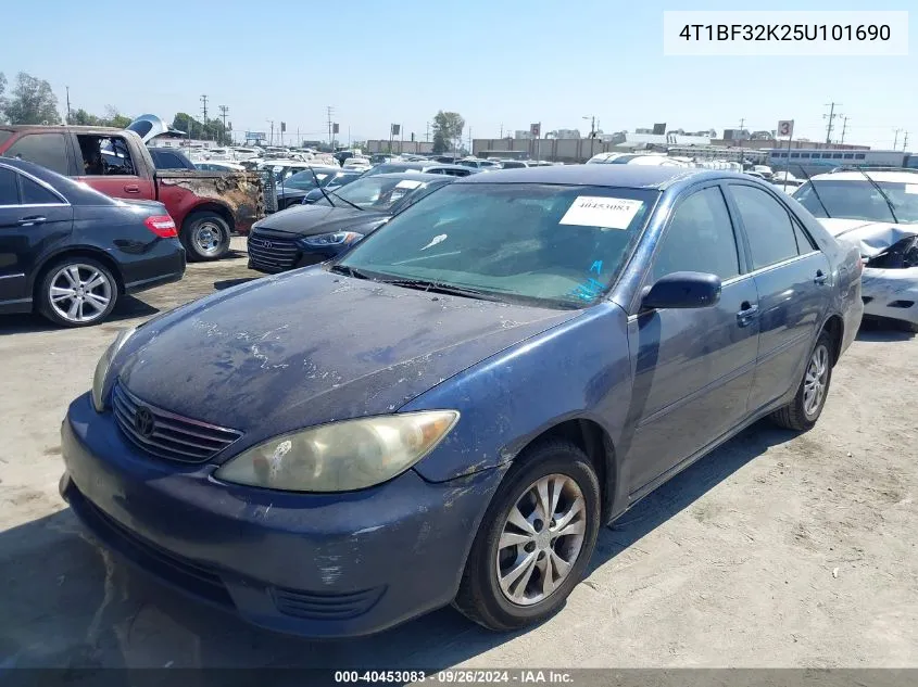 2005 Toyota Camry Le V6 VIN: 4T1BF32K25U101690 Lot: 40453083