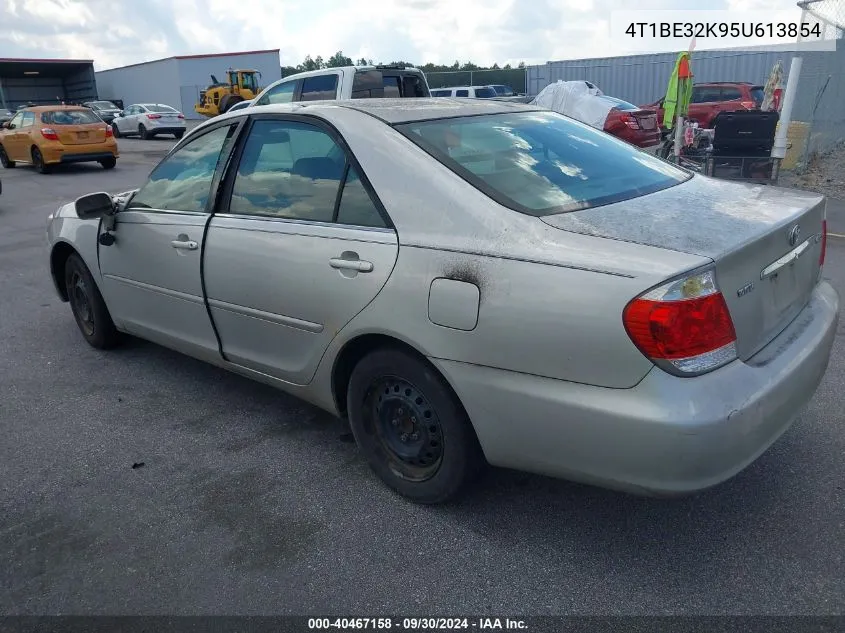 2005 Toyota Camry Le/Xle/Se VIN: 4T1BE32K95U613854 Lot: 40467158