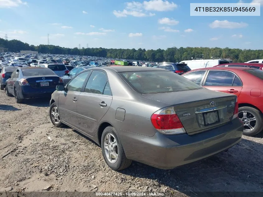 2005 Toyota Camry Le VIN: 4T1BE32K85U945669 Lot: 40477425