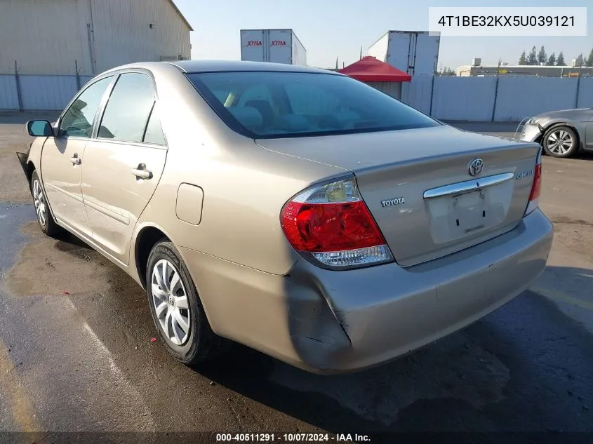 2005 Toyota Camry Le/Xle/Se VIN: 4T1BE32KX5U039121 Lot: 40511291